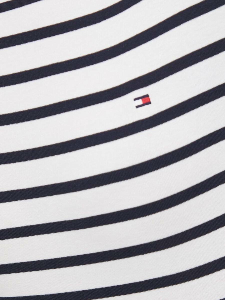 detail Tommy Hilfiger dámské pruhované tričko