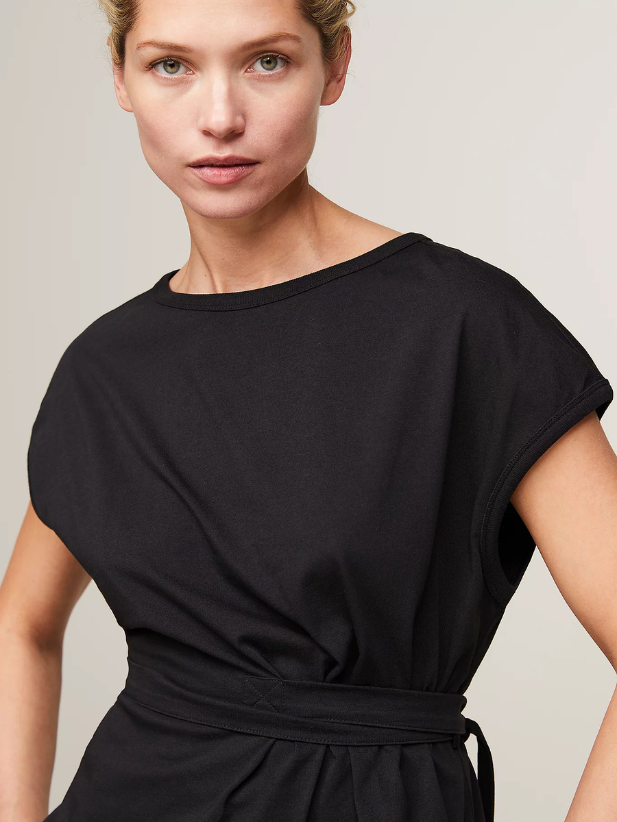 detail Tommy Hilfiger dámské černé tričko
