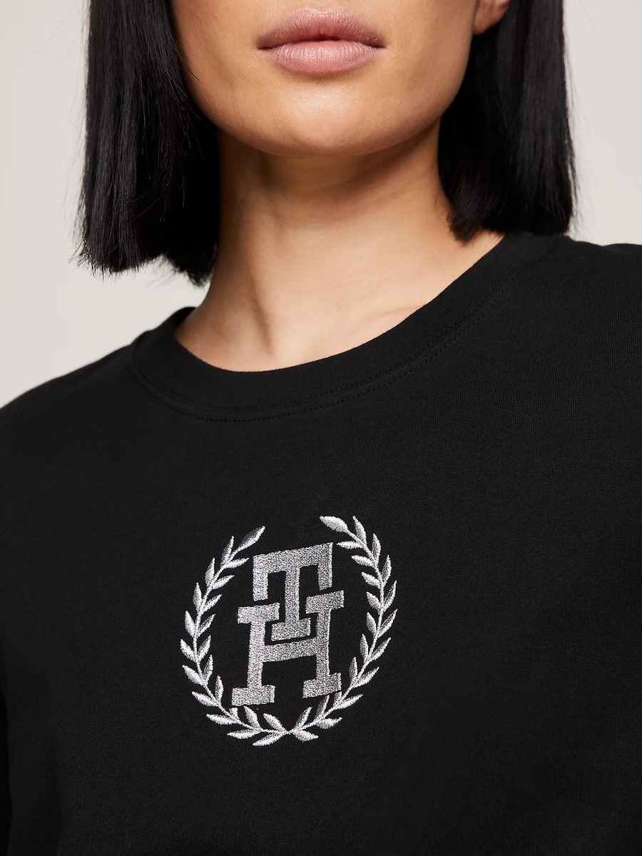 detail Tommy Hilfiger dámské černé tričko