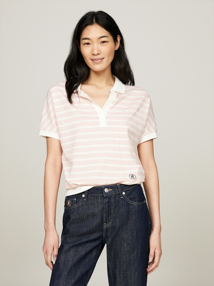 detail Tommy Hilfiger dámské proužkované polo tričko