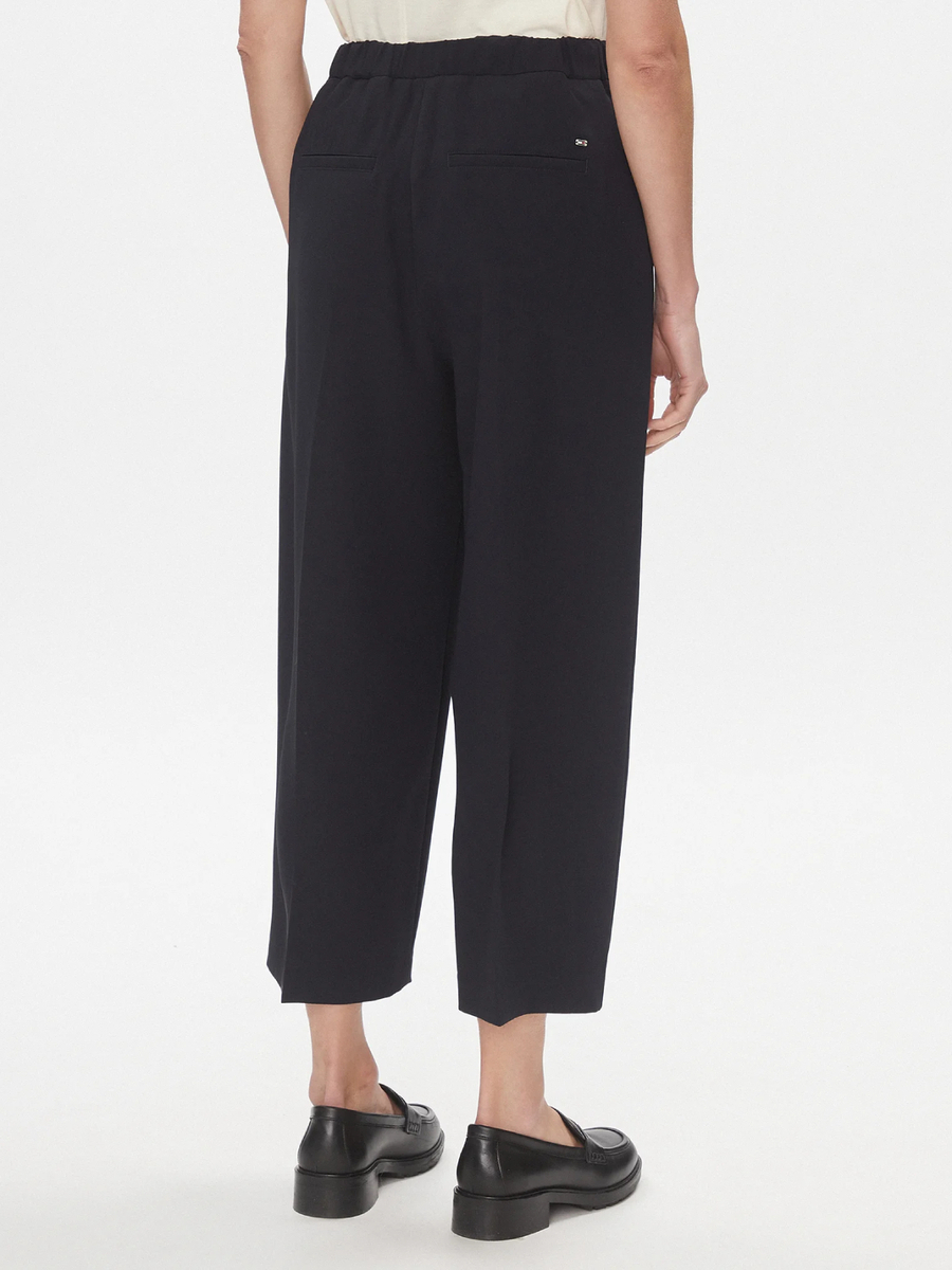 detail Tommy Hilfiger dámské tmavěmodré kalhoty