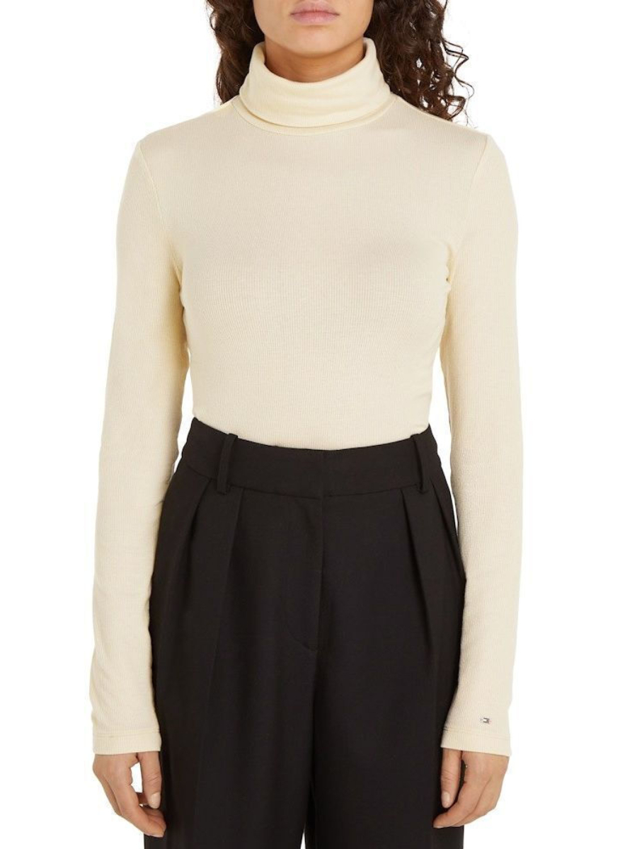 detail Tommy Hilfiger dámský béžový rolák