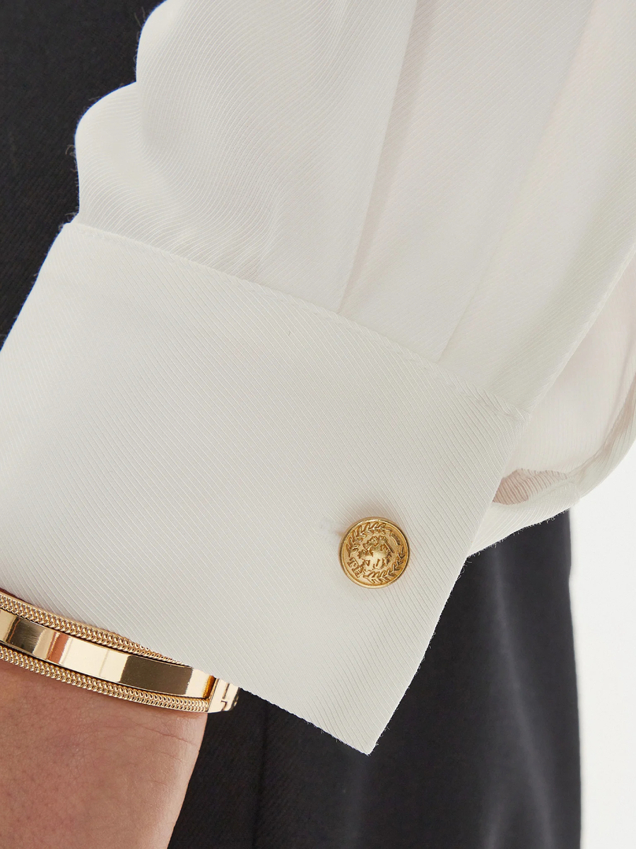 detail Tommy Hilfiger dámská bílá košile