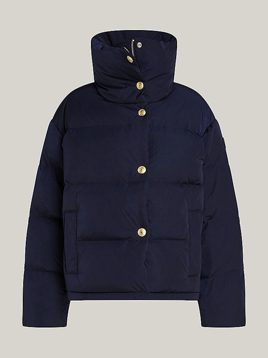 detail Tommy Hilfiger dámská tmavě modrá péřová bunda