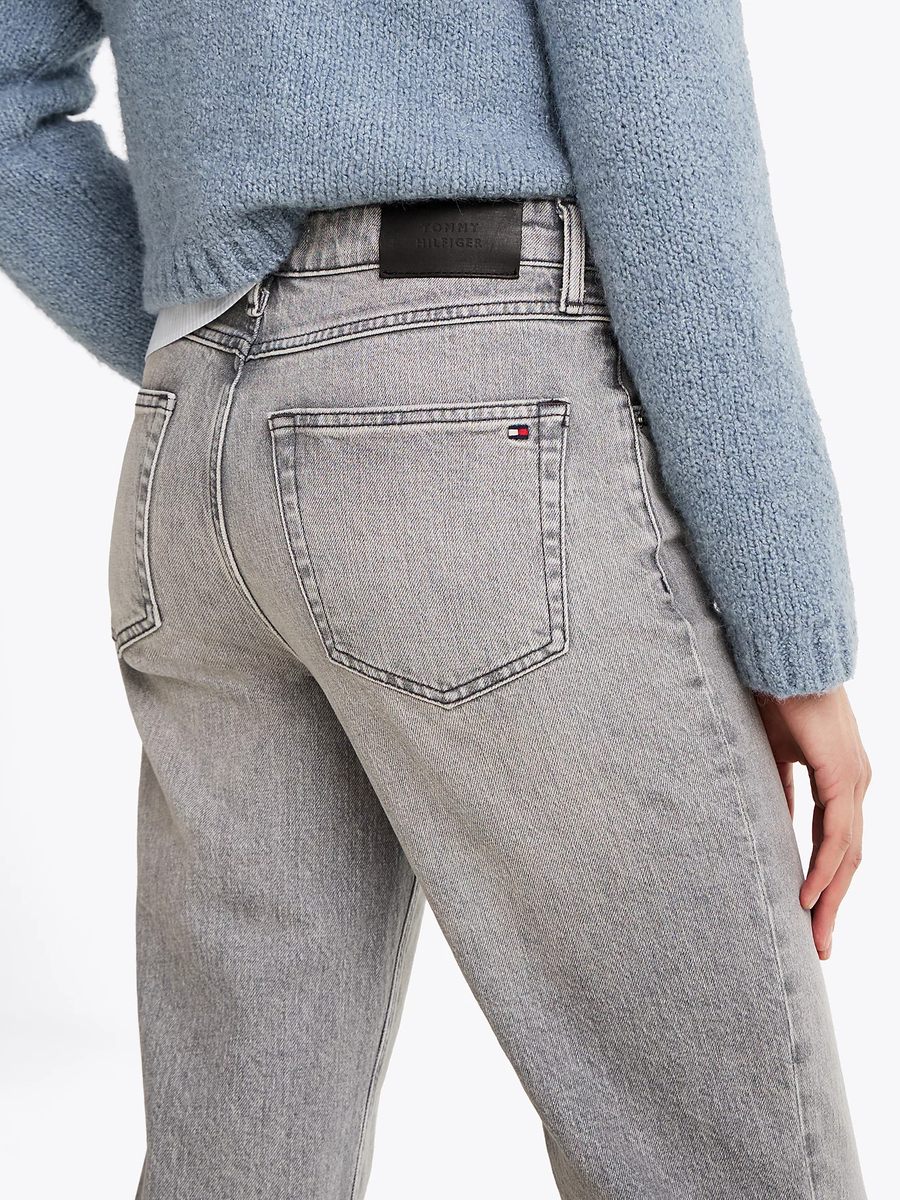 detail Tommy Hilfiger dámské šedé džíny