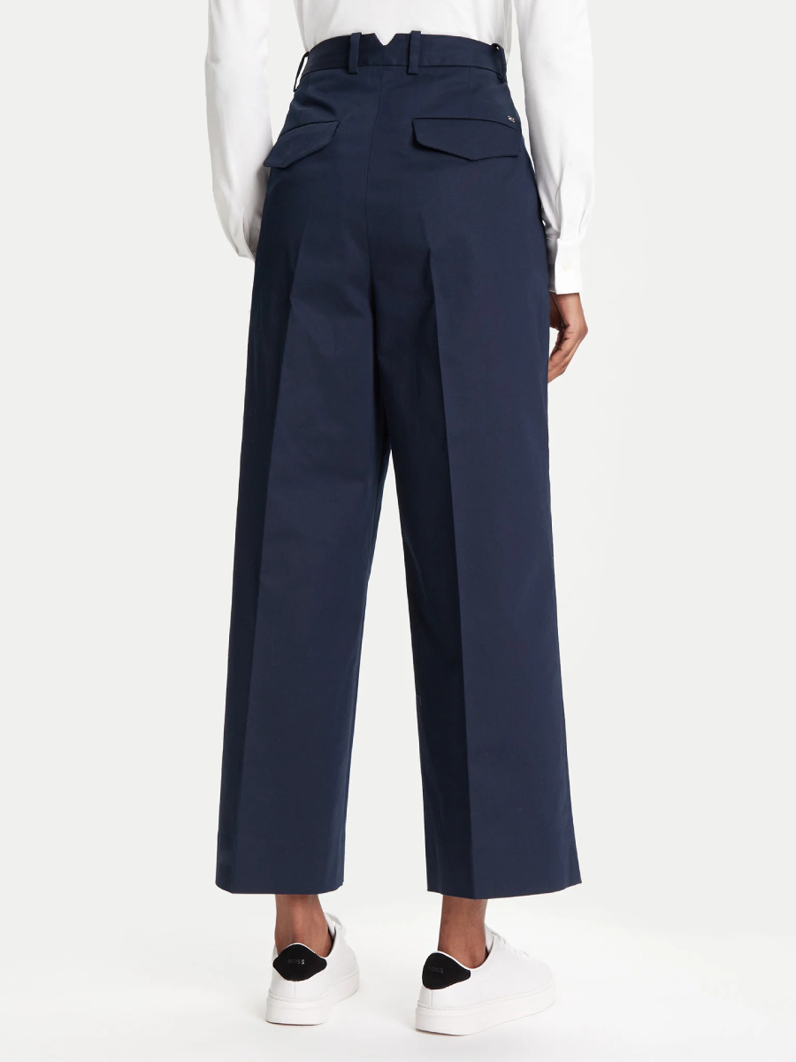 detail Tommy Hilfiger dámské modré kalhoty