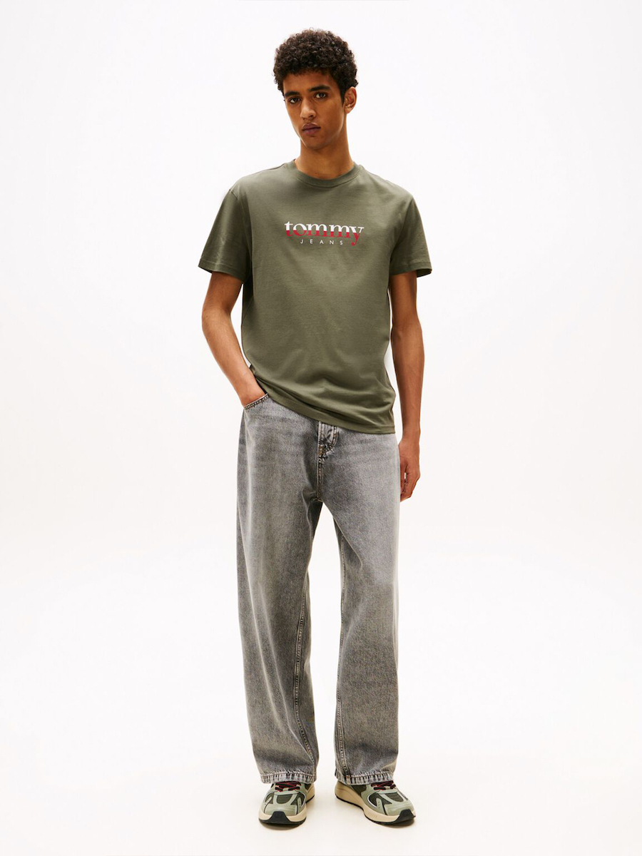 detail Tommy Jeans pánské zelené tričko
