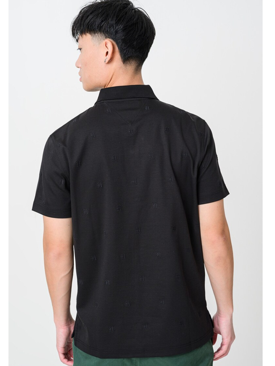 detail Tommy Hilfiger pánské černé polo tričko