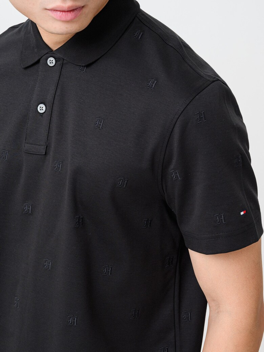 detail Tommy Hilfiger pánské černé polo tričko