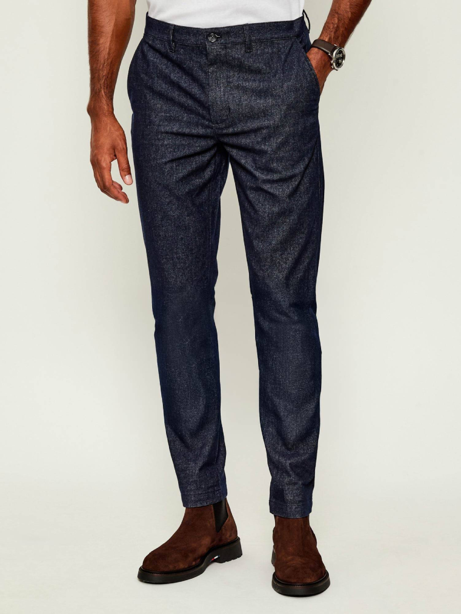 detail Tommy Hilfiger pánské tmavě modré kalhoty