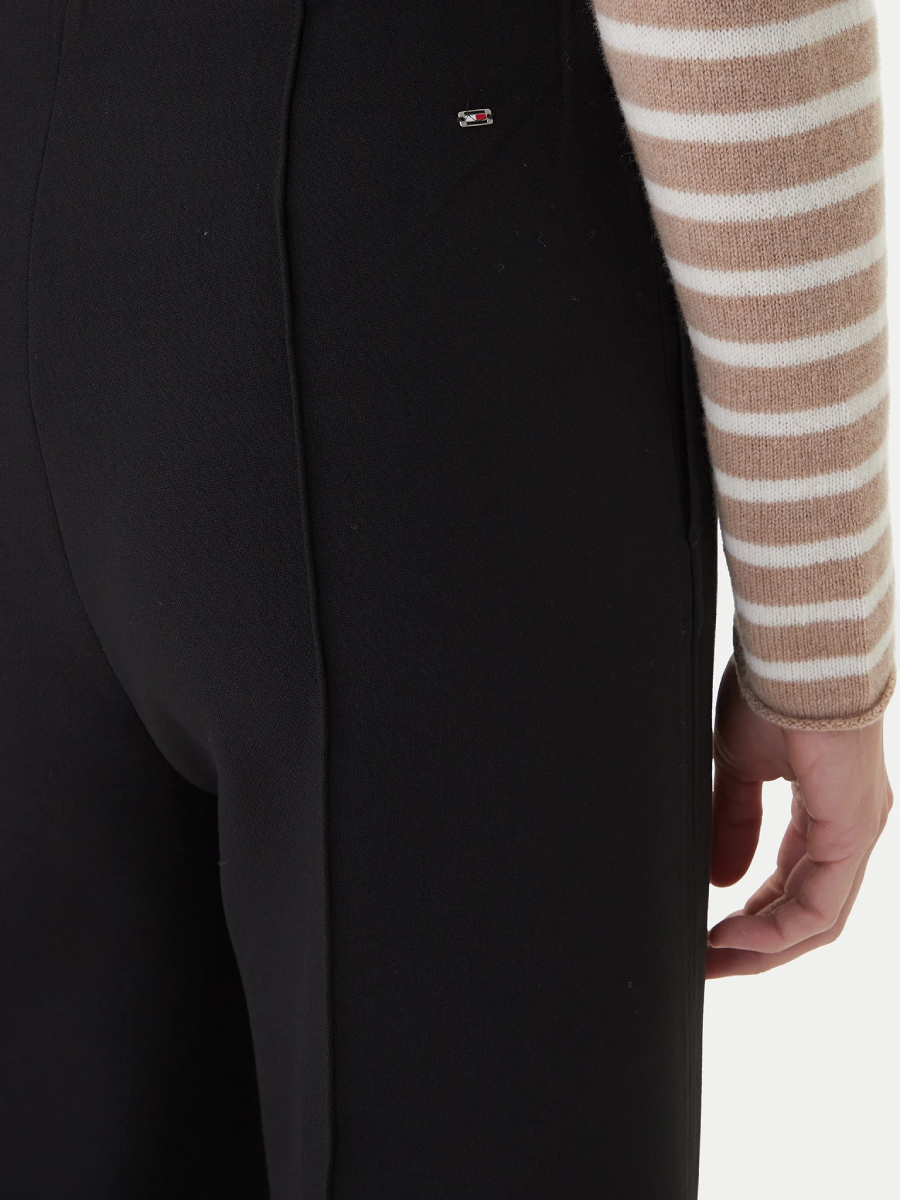 detail Tommy Hilfiger dámské černé kalhoty