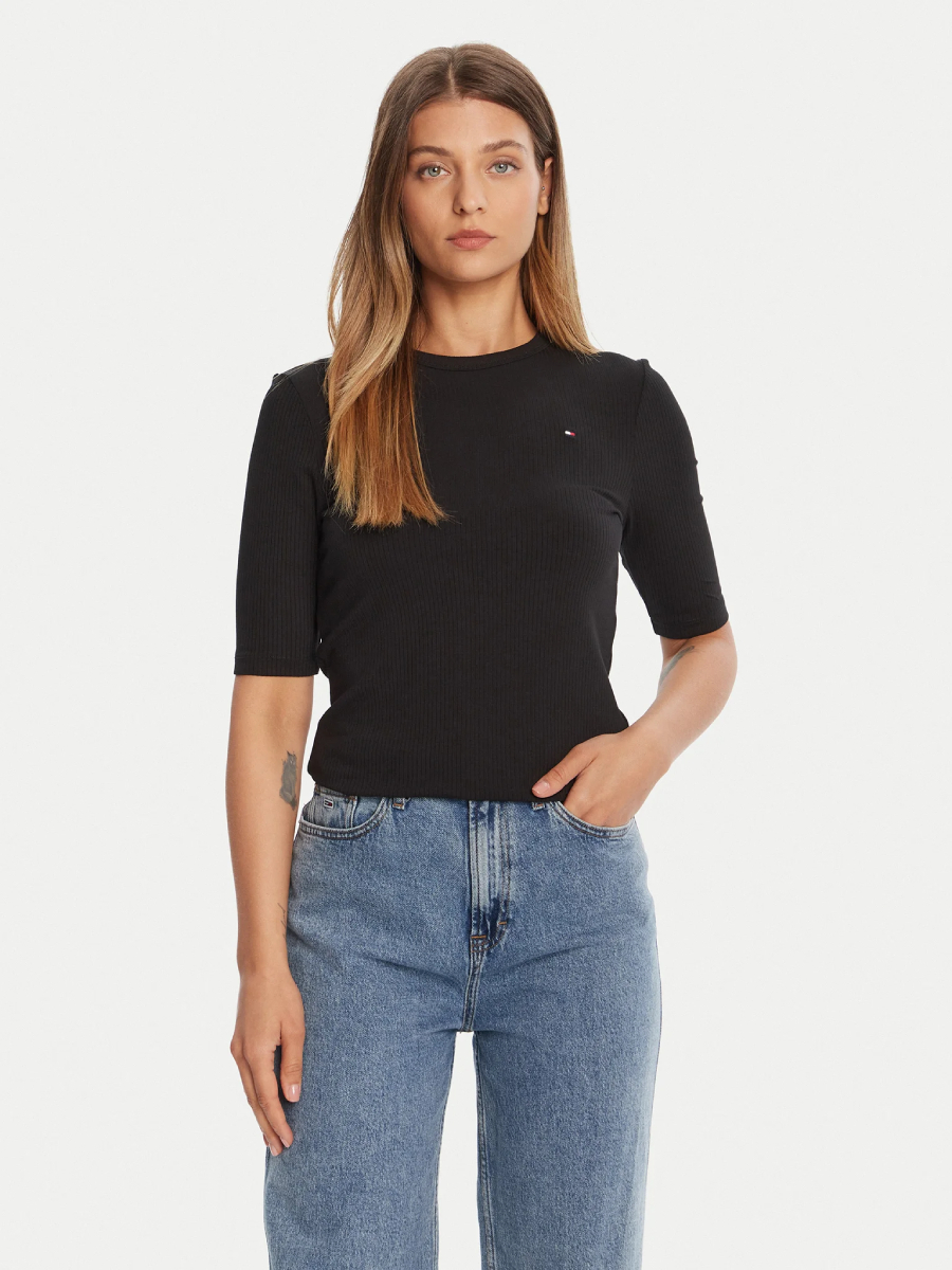 detail Tommy Hilfiger dámské černé tričko