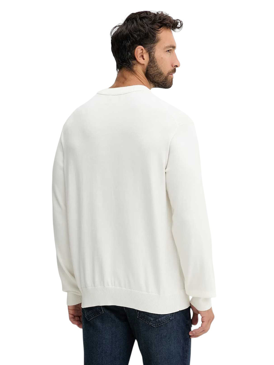 detail Calvin Klein pánský krémový svetr