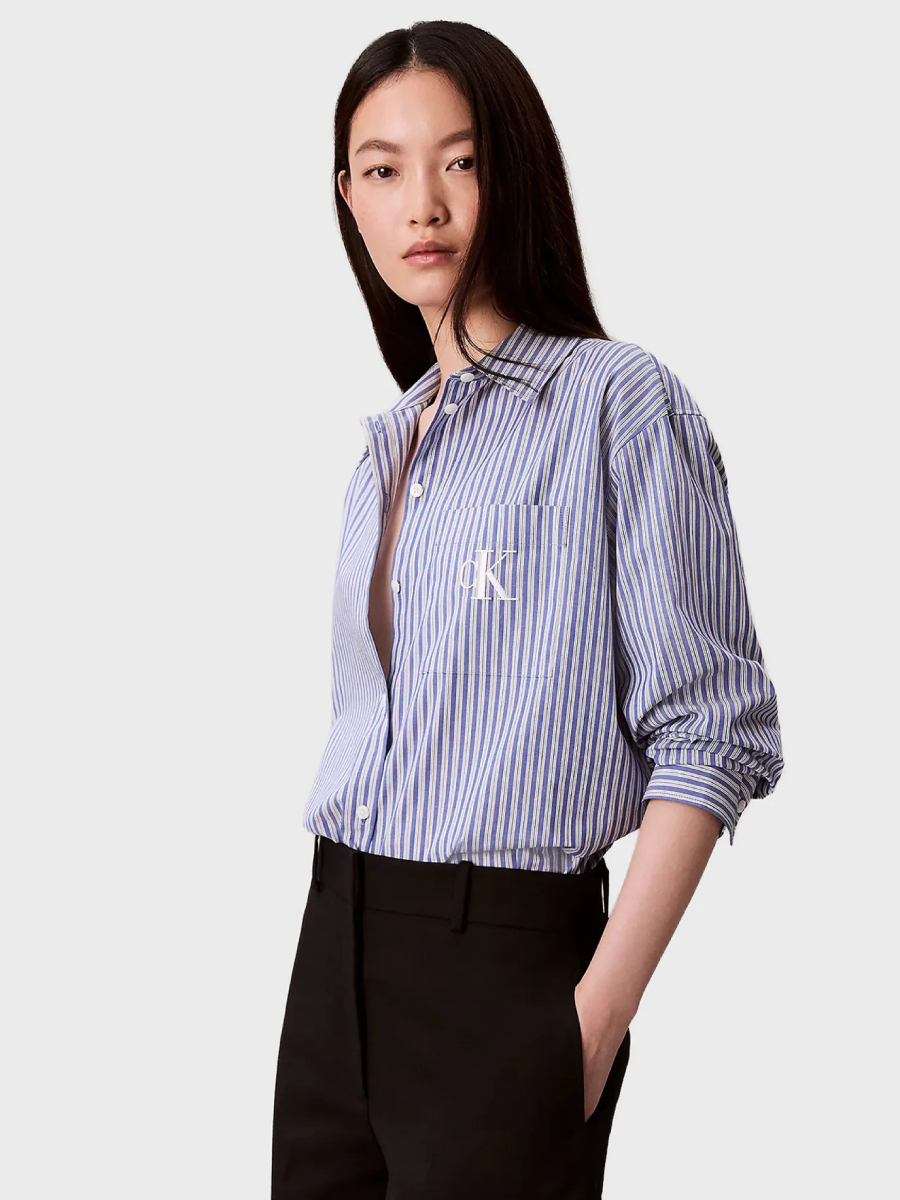 detail Calvin Klein dámská pruhovaná košile