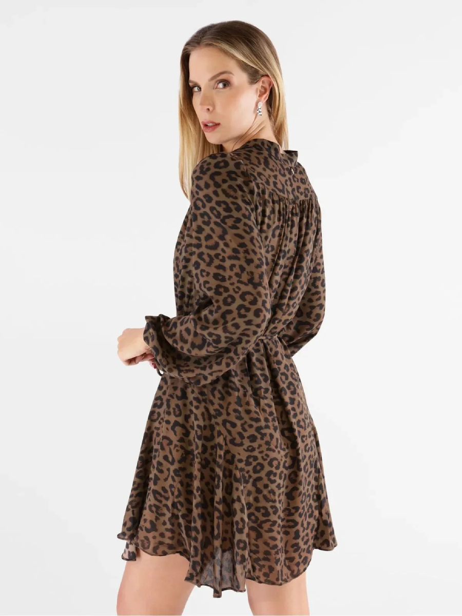 detail Guess dámské šaty se zvířecím vzorem