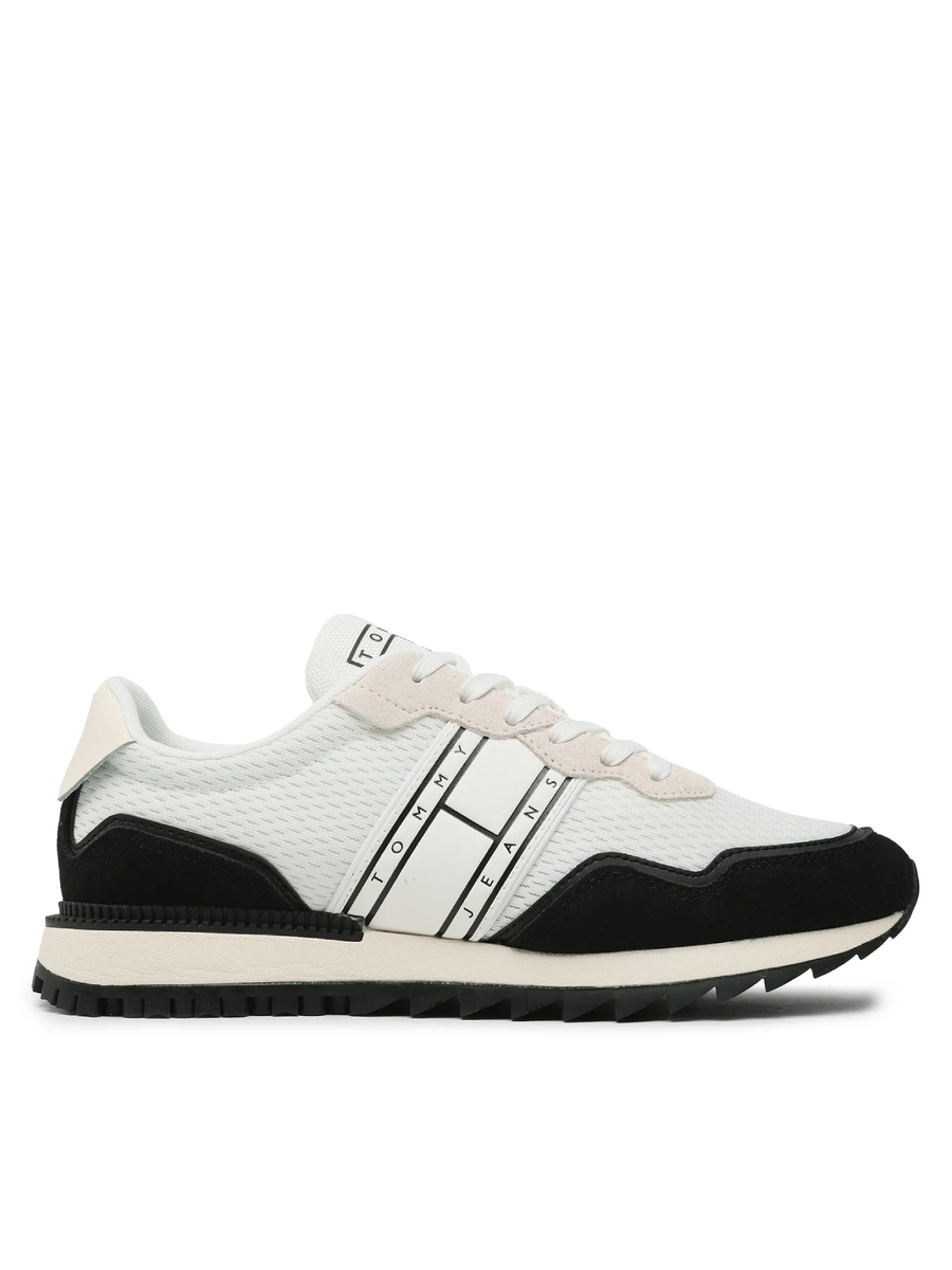 detail Tommy Jeans pánské krémovo černé tenisky