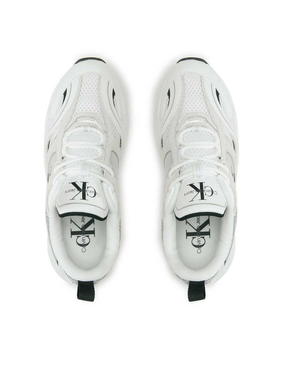 detail Calvin Klein dámské bílé tenisky Retro