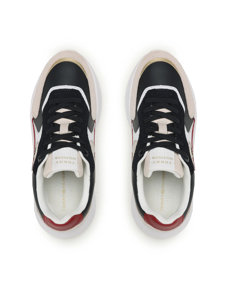 detail Tommy Hilfiger dámské tenisky