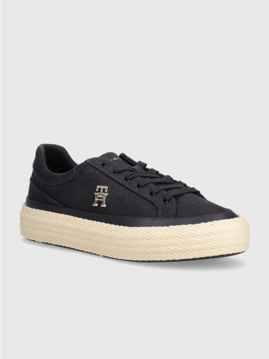 detail Tommy Hilfiger dámské tmavě modré tenisky