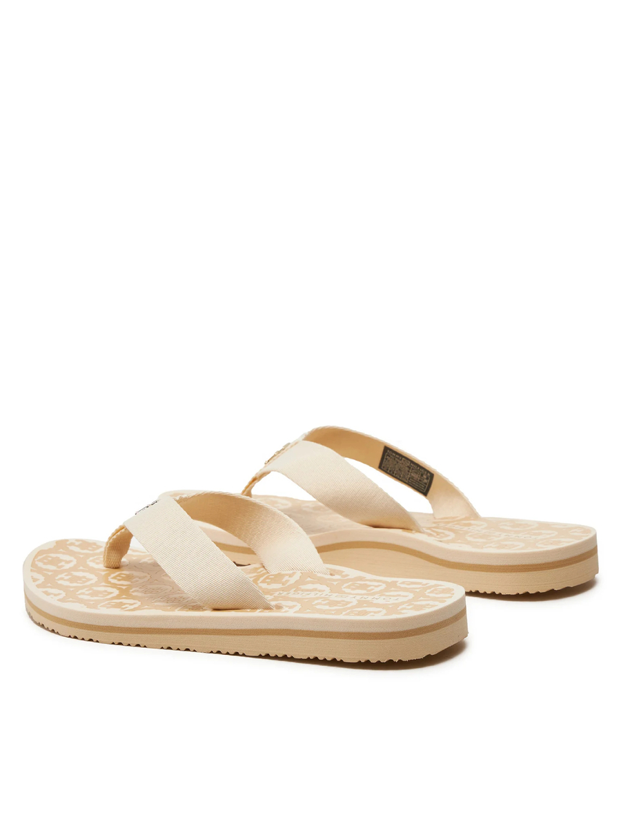 detail Tommy Hilfiger dámské béžové žabky