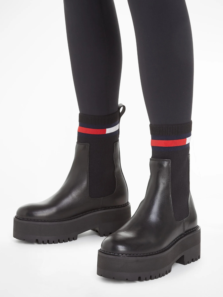 detail Tommy Jeans dámské černé boty