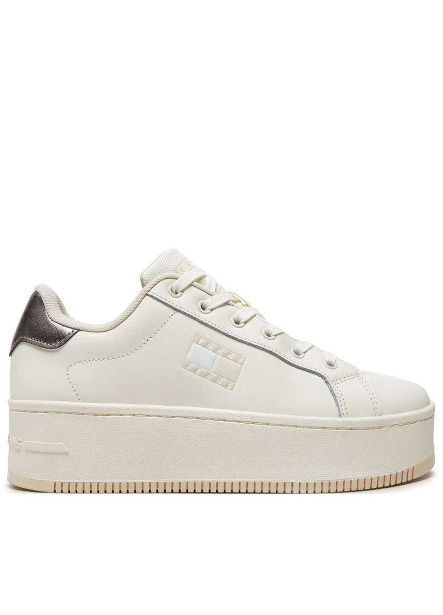 detail Tommy Jeans dámské krémové tenisky