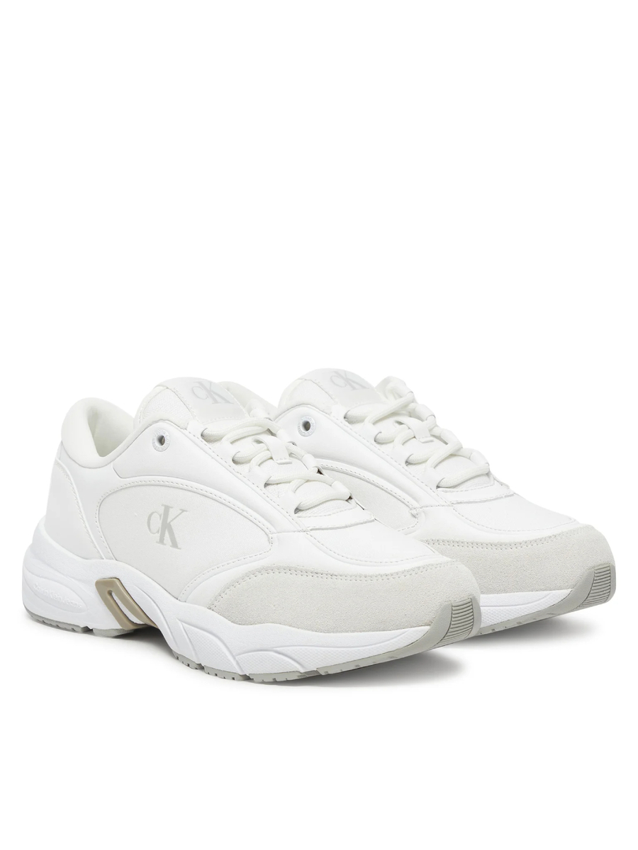 detail Calvin Klein dámské bílé tenisky