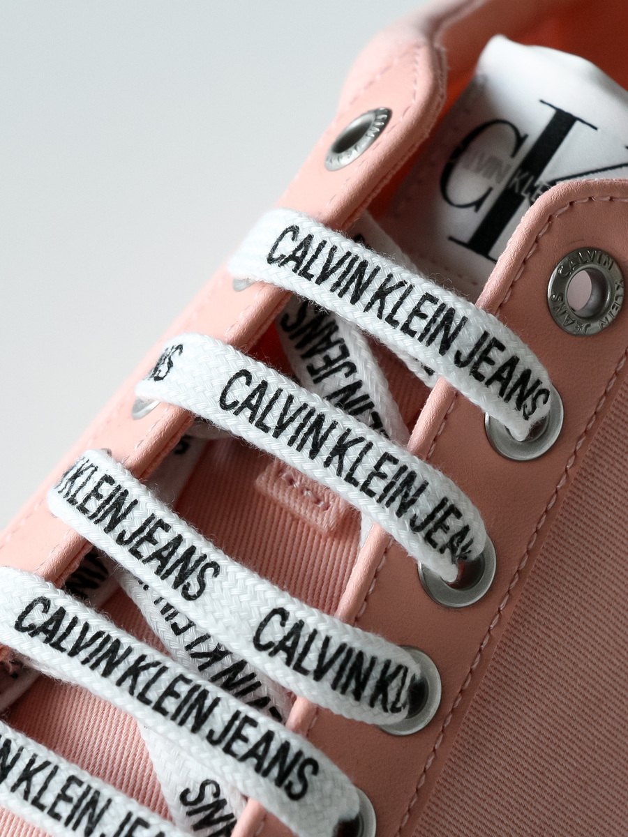 detail Calvin Klein dámské růžové tenisky