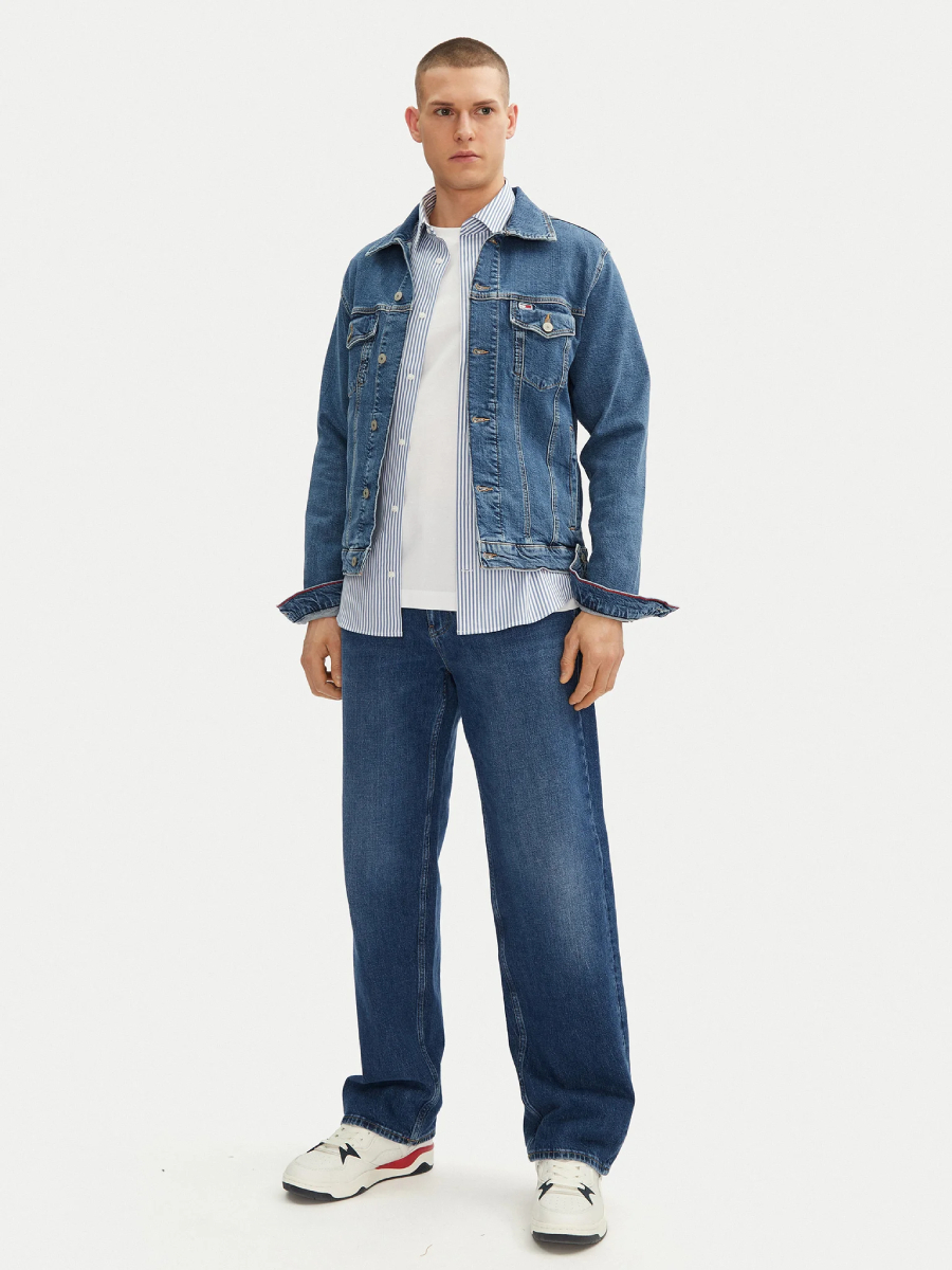 detail Tommy Jeans pánská modrá džínová bunda