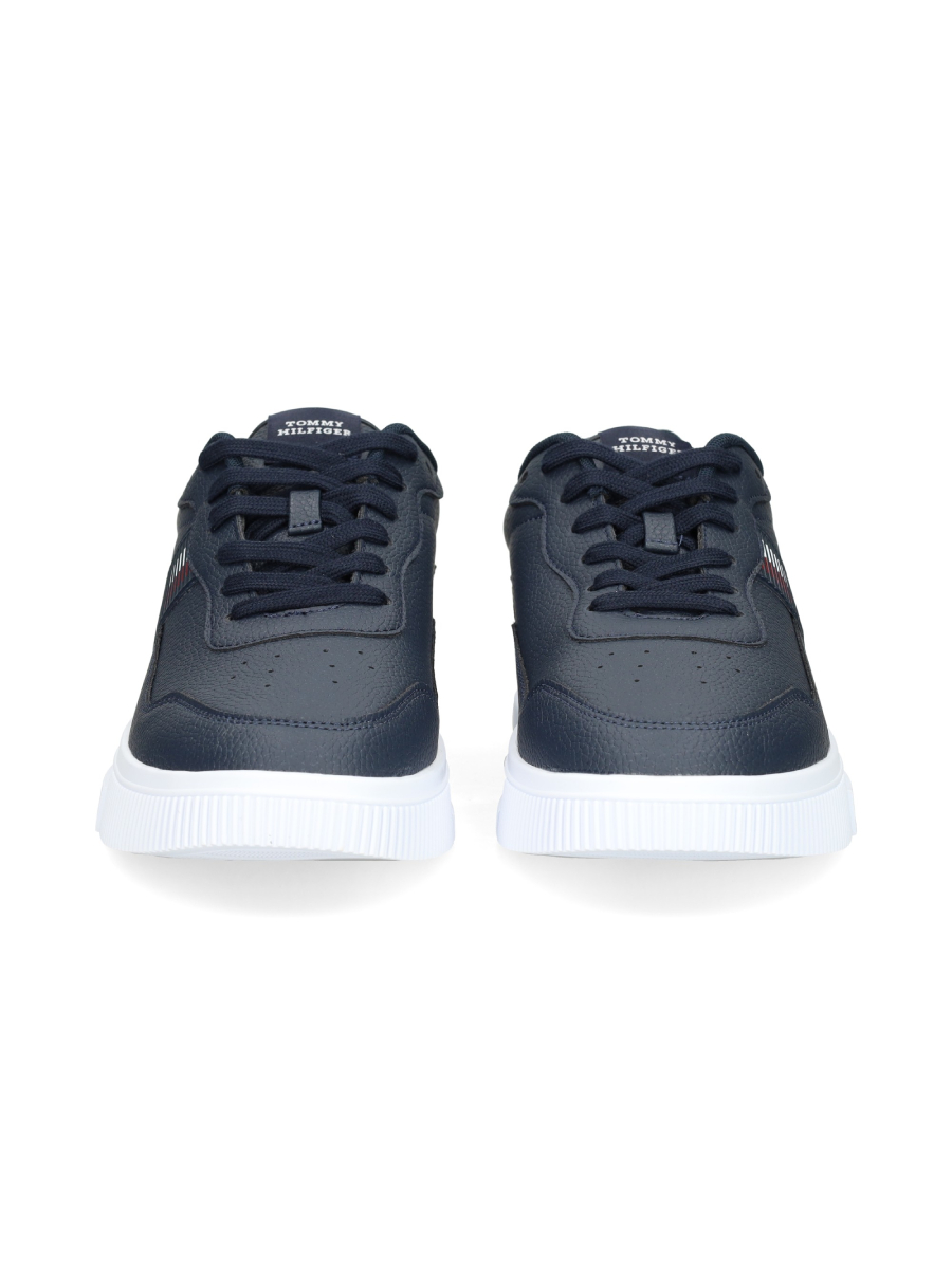 detail Tommy Hilfiger pánské tmavě modré tenisky
