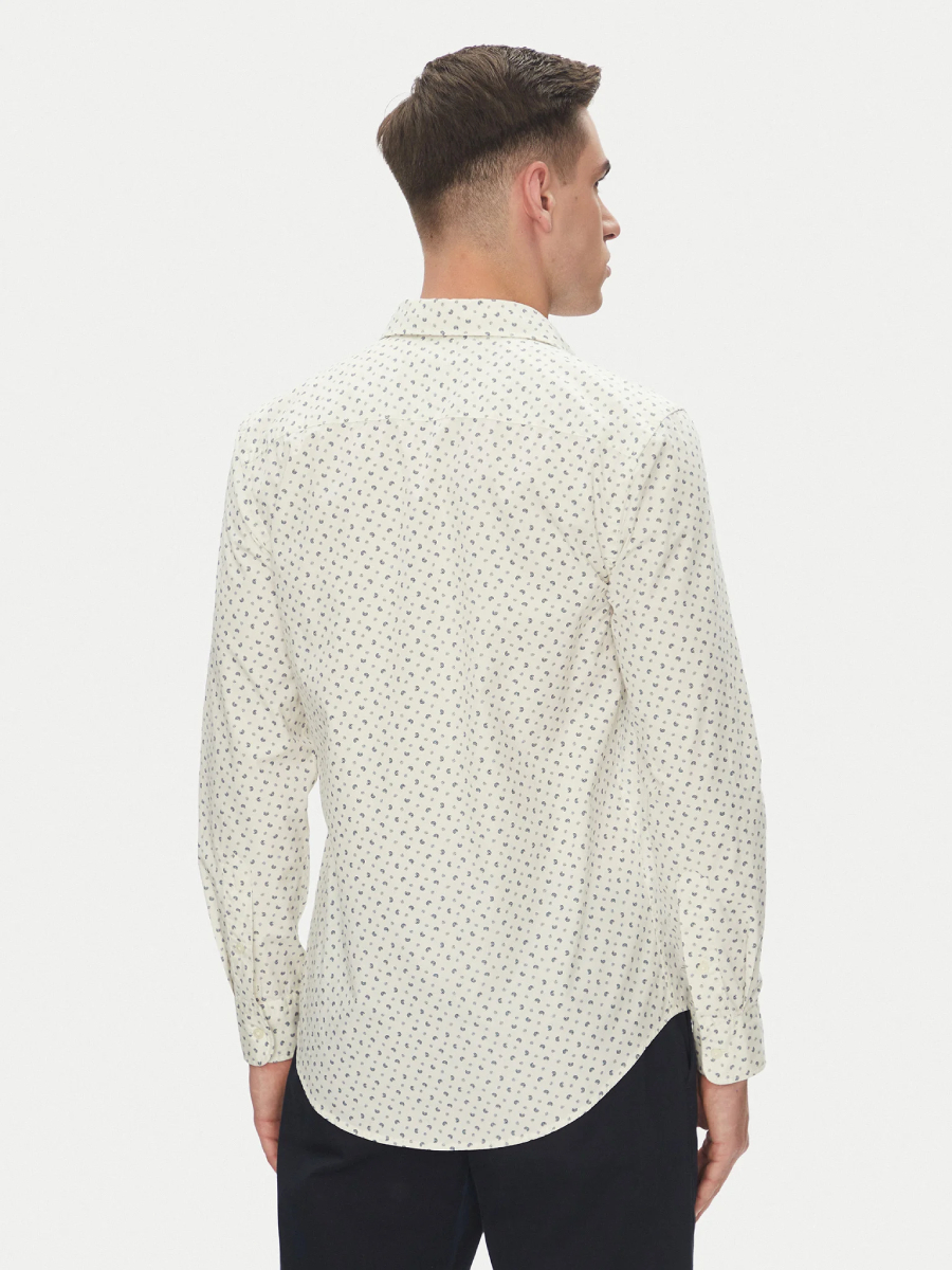 detail Tommy Hilfiger pánská krémová košile