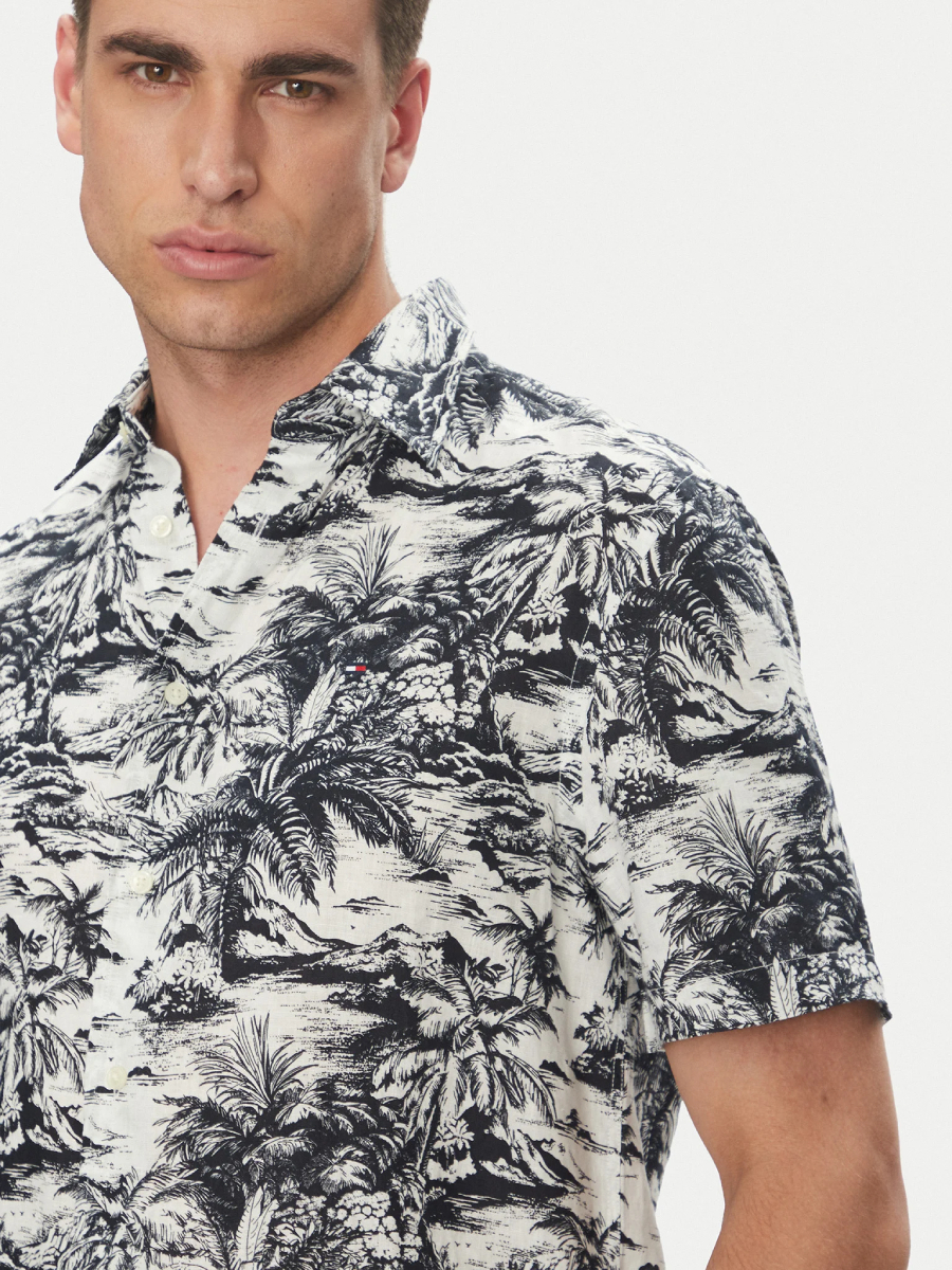detail Tommy Hilfiger pánská lněná košile s krátkým rukávem