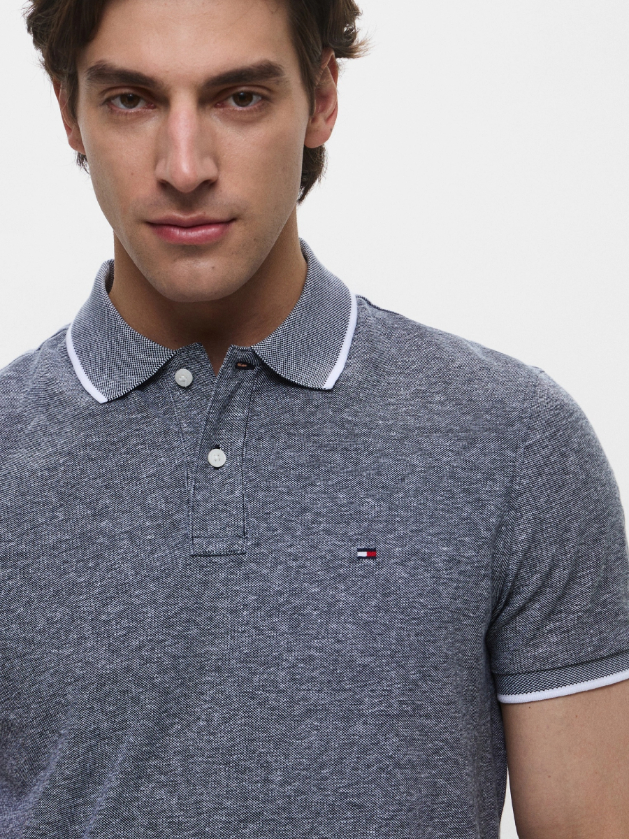 detail Tommy Jeans pánské tmavě modré polo tričko