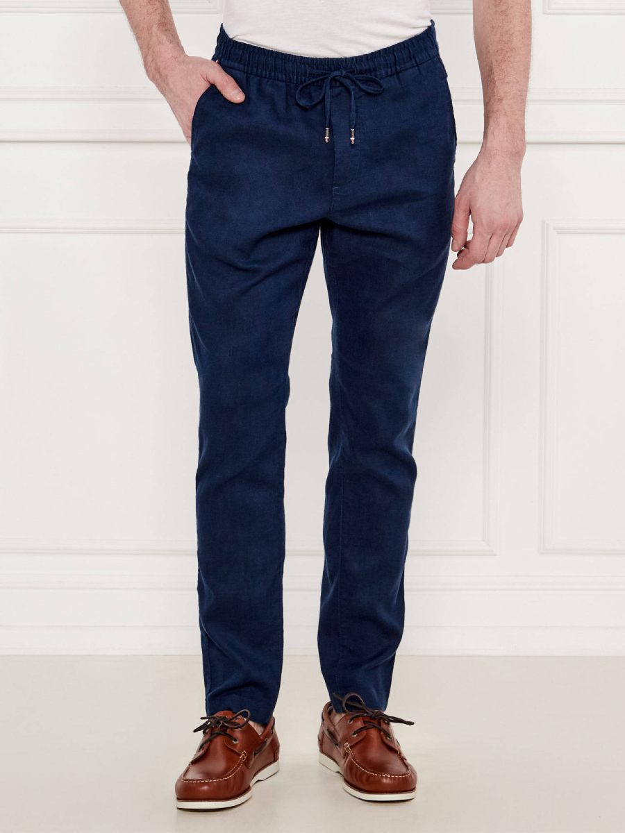 detail Tommy Hilfiger pánské tmavě modré kalhoty