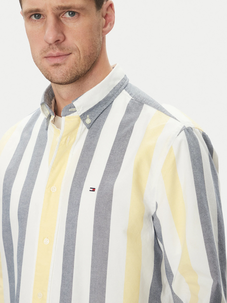 detail Tommy Hilfiger pánská pruhovaná košile