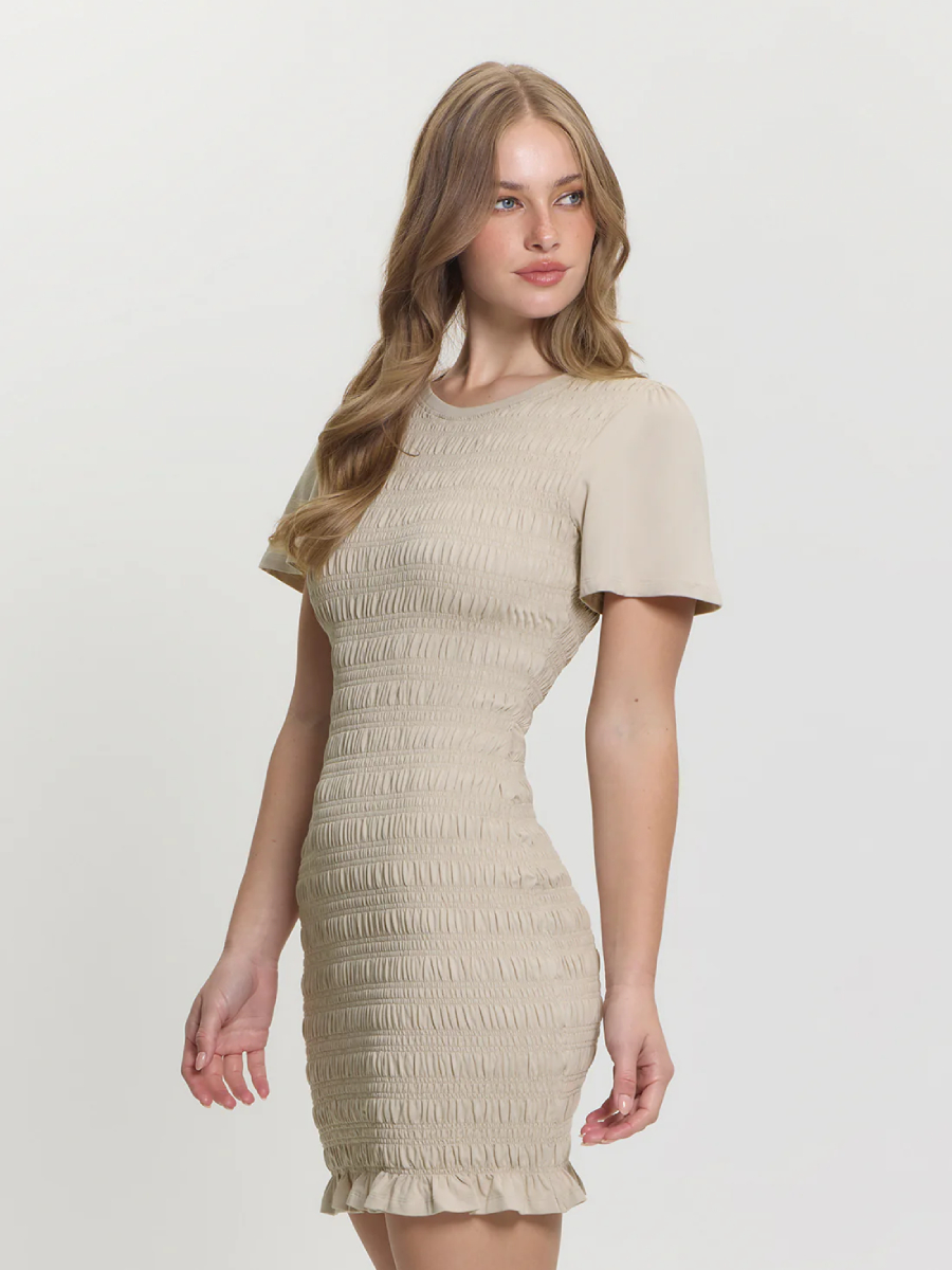 detail Guess dámské béžové šaty