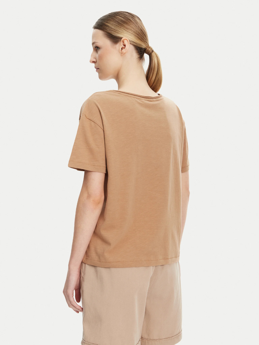 detail Tommy Hilfiger dámské basic triko