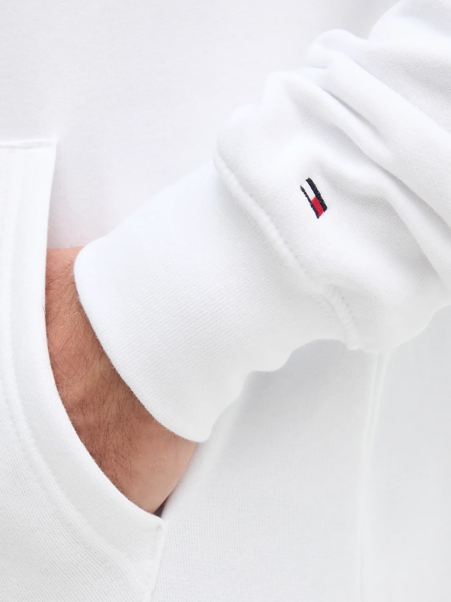 detail Tommy Hilfiger pánská bílá mikina