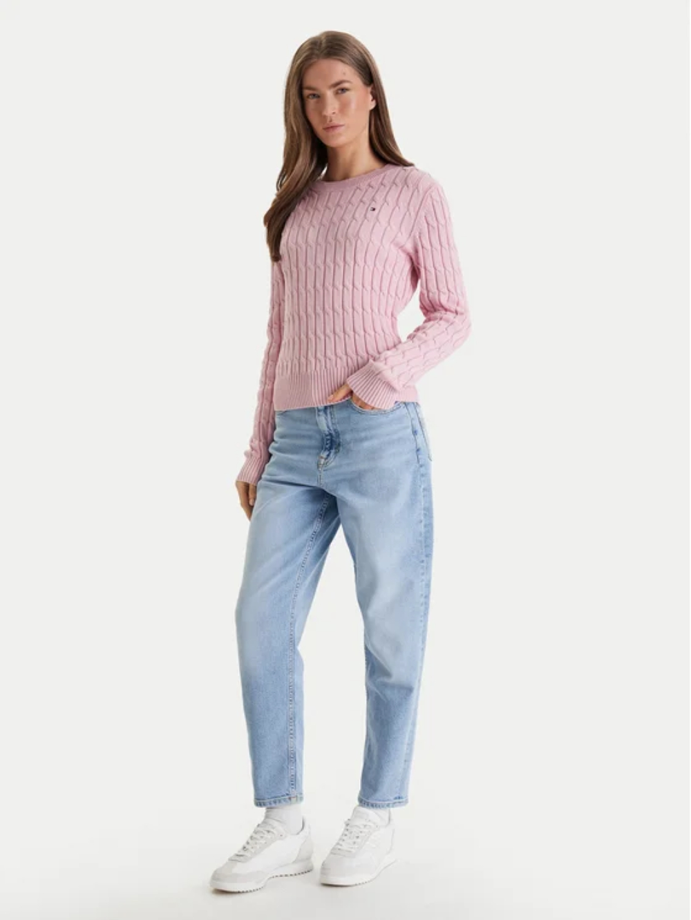 detail Tommy Hilfiger dámský růžový svetr
