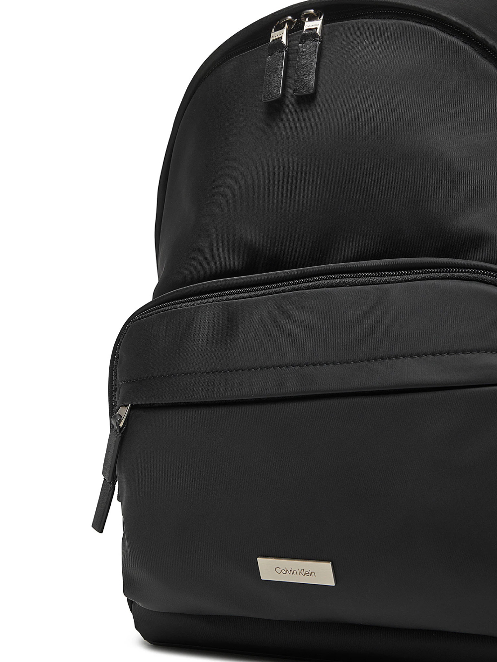 detail Calvin Klein pánský černý batoh