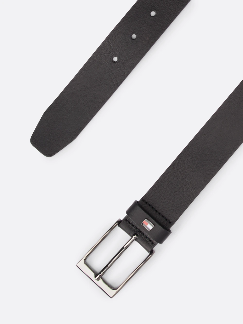 detail Tommy Hilfiger pánský černý pásek
