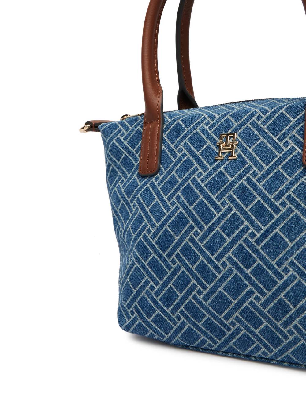 detail Tommy Hilfiger dámská modrá kabelka