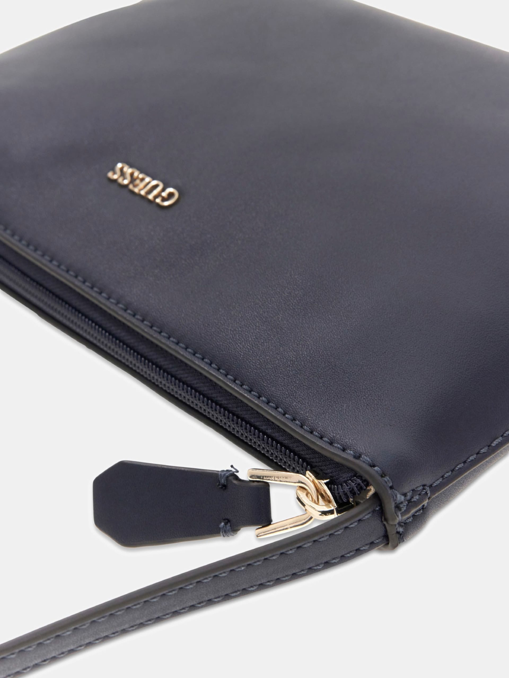 detail Guess dámská modrá kabelka