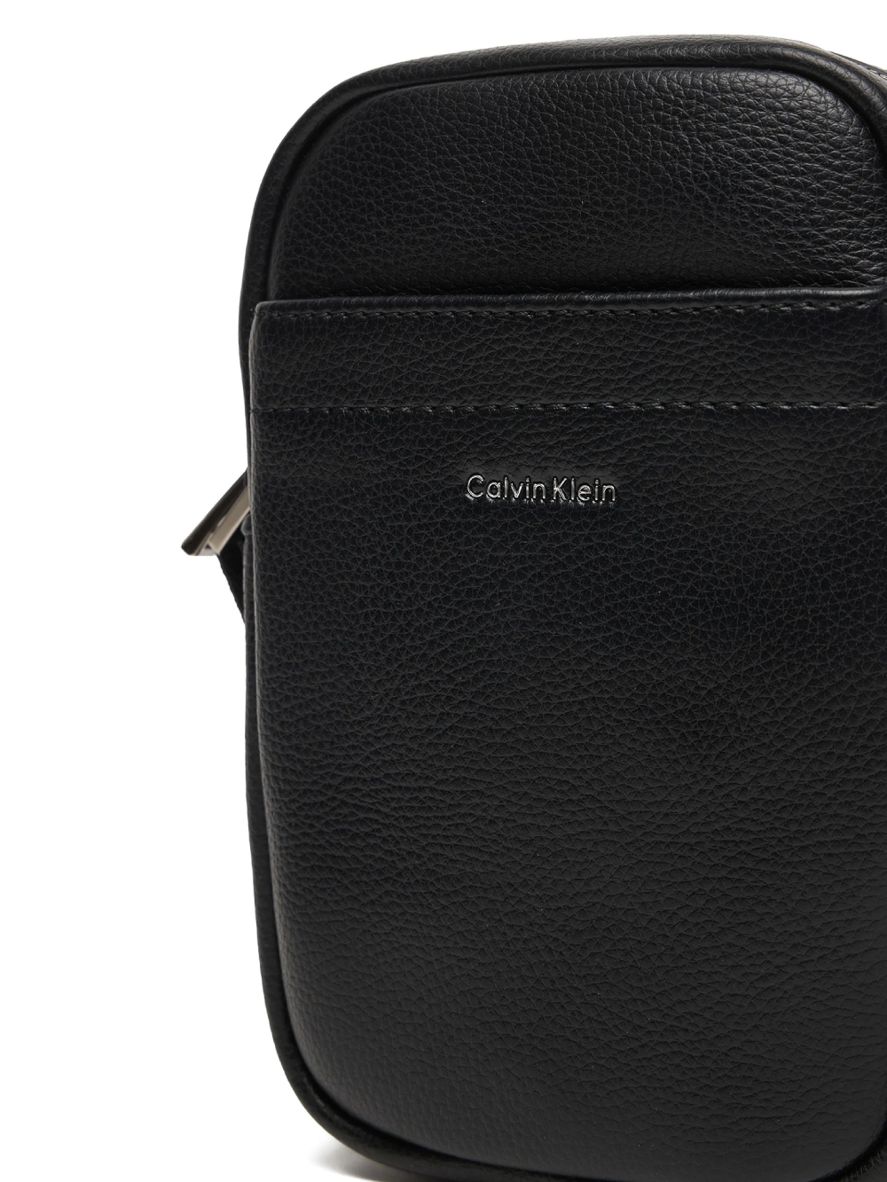 detail Calvin Klein pánská černá taška
