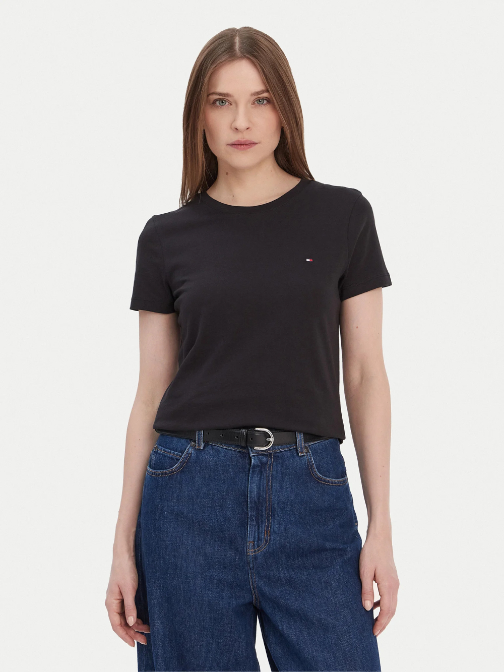 detail Tommy Hilfiger dámské černé tričko