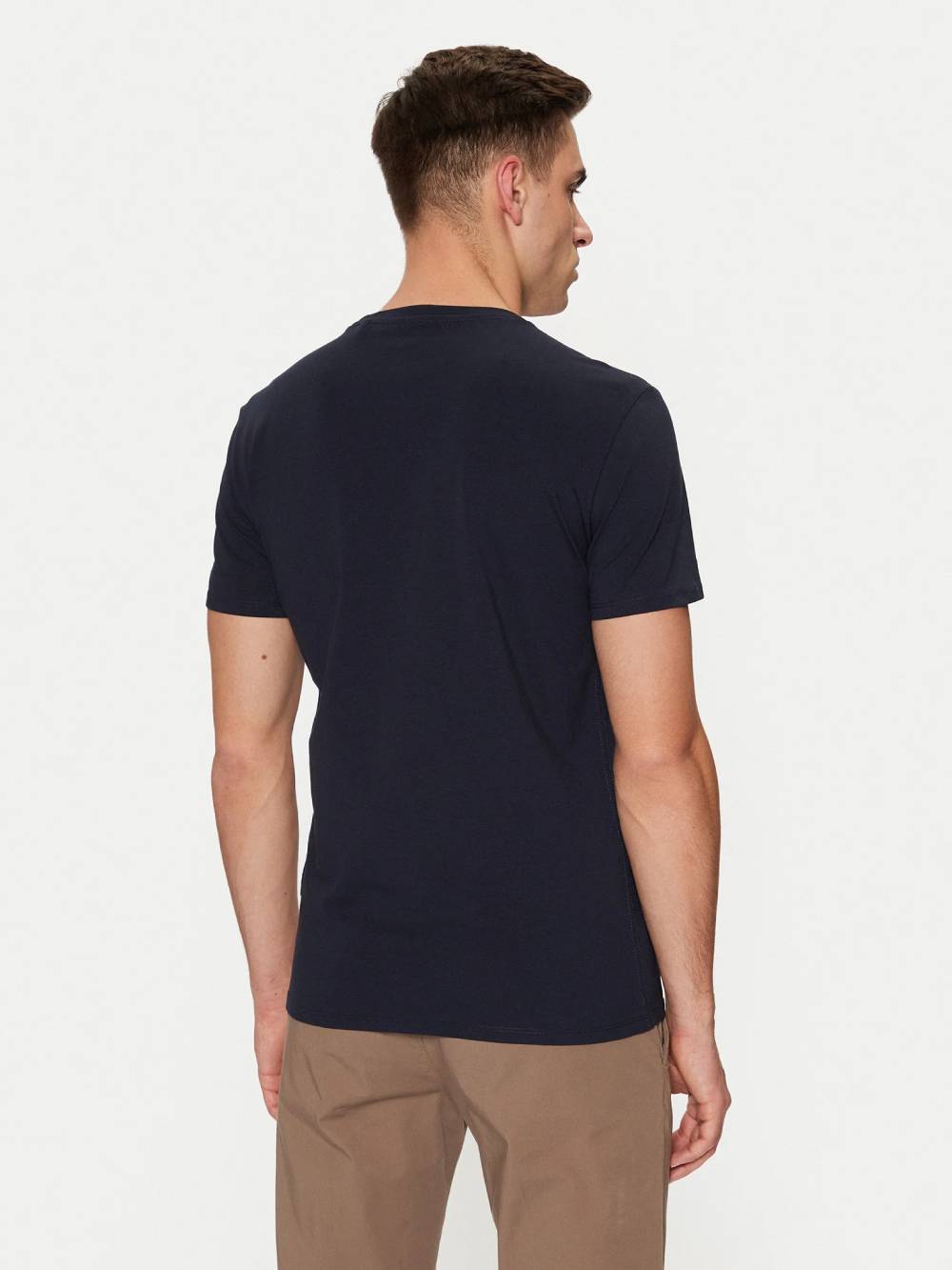 detail Guess pánské modré tričko