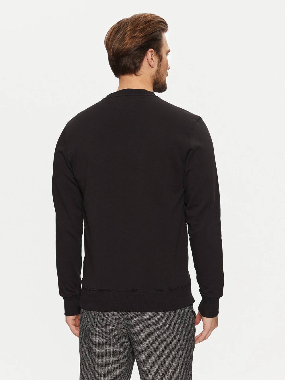 detail Tommy Jeans pánský černý svetr