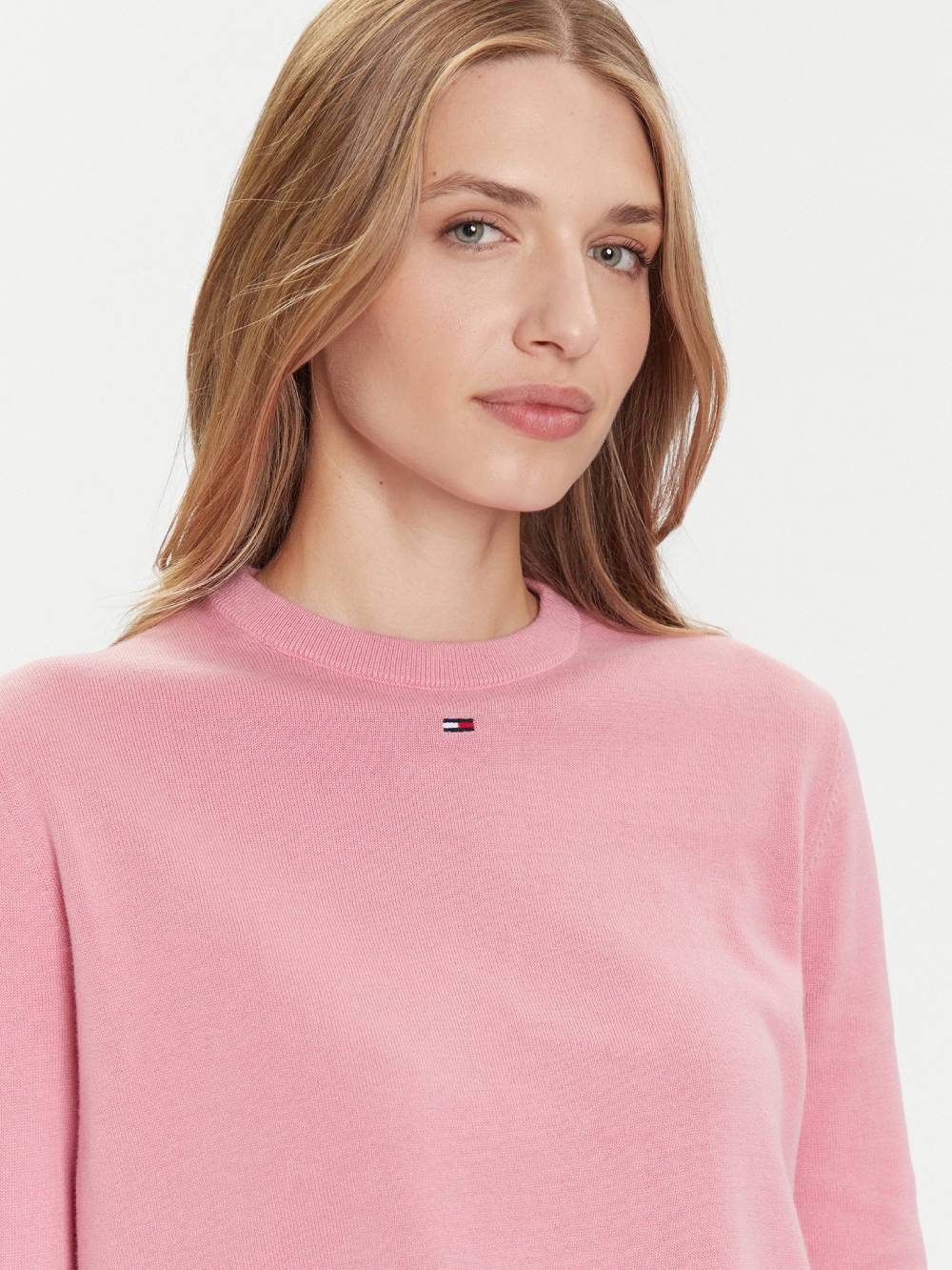 detail Tommy Jeans dámský růžový svetr