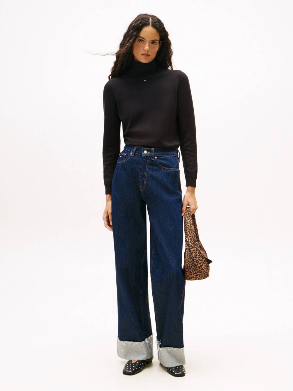 detail Tommy Jeans dámský černý rolák