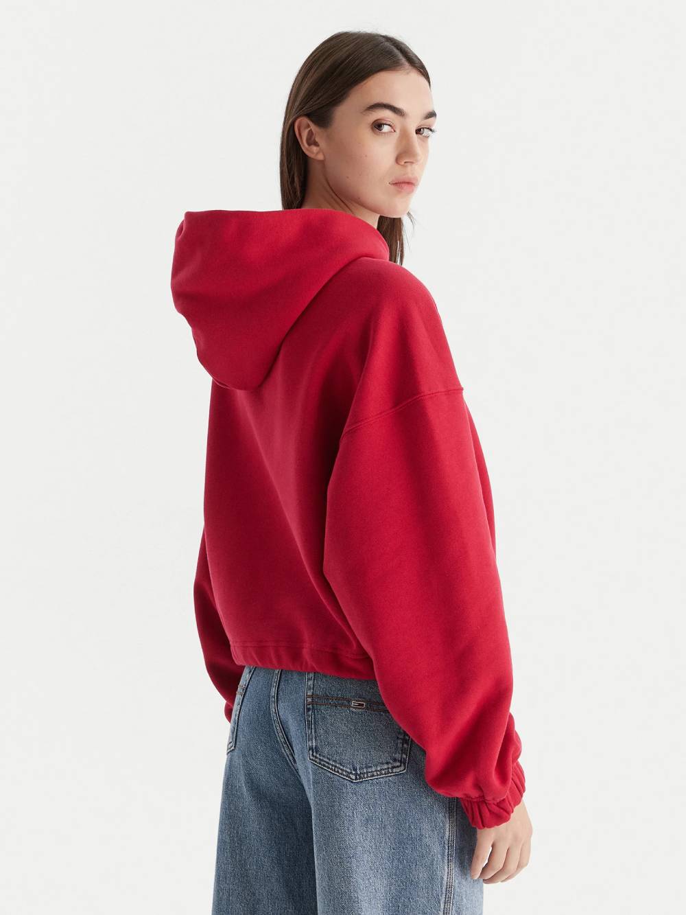 detail Tommy Jeans dámská červená mikina 